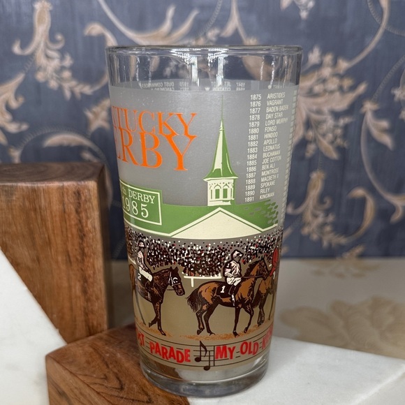 1985 Kentucky Derby 111th Churchill Downs 5.25" Mint Julep Glass - Picture 4 of 6